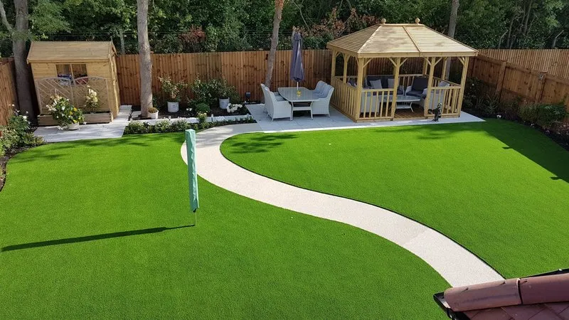 Grass Carpet In UAE